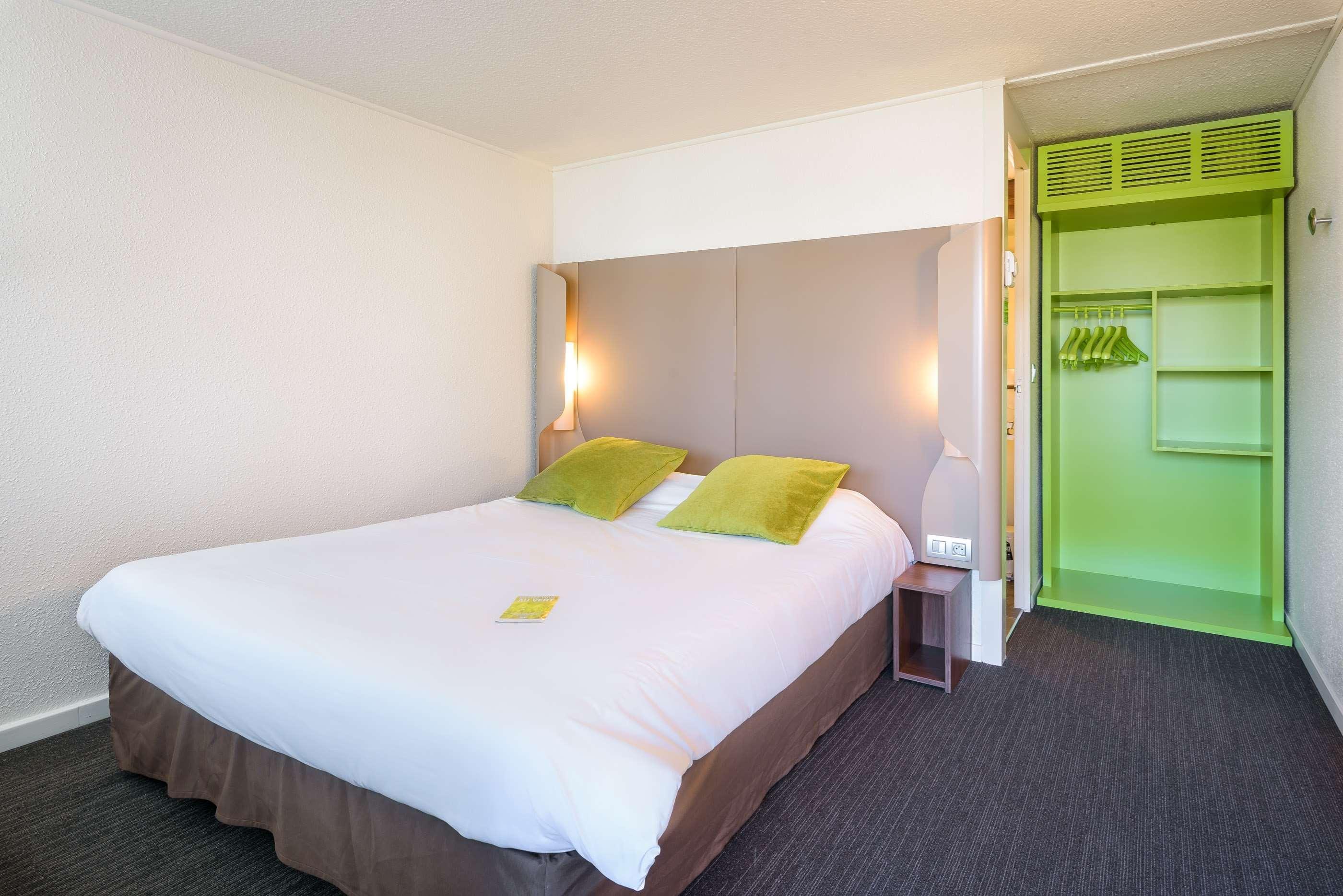 Campanile Toulouse Sesquieres Hotel Exterior photo