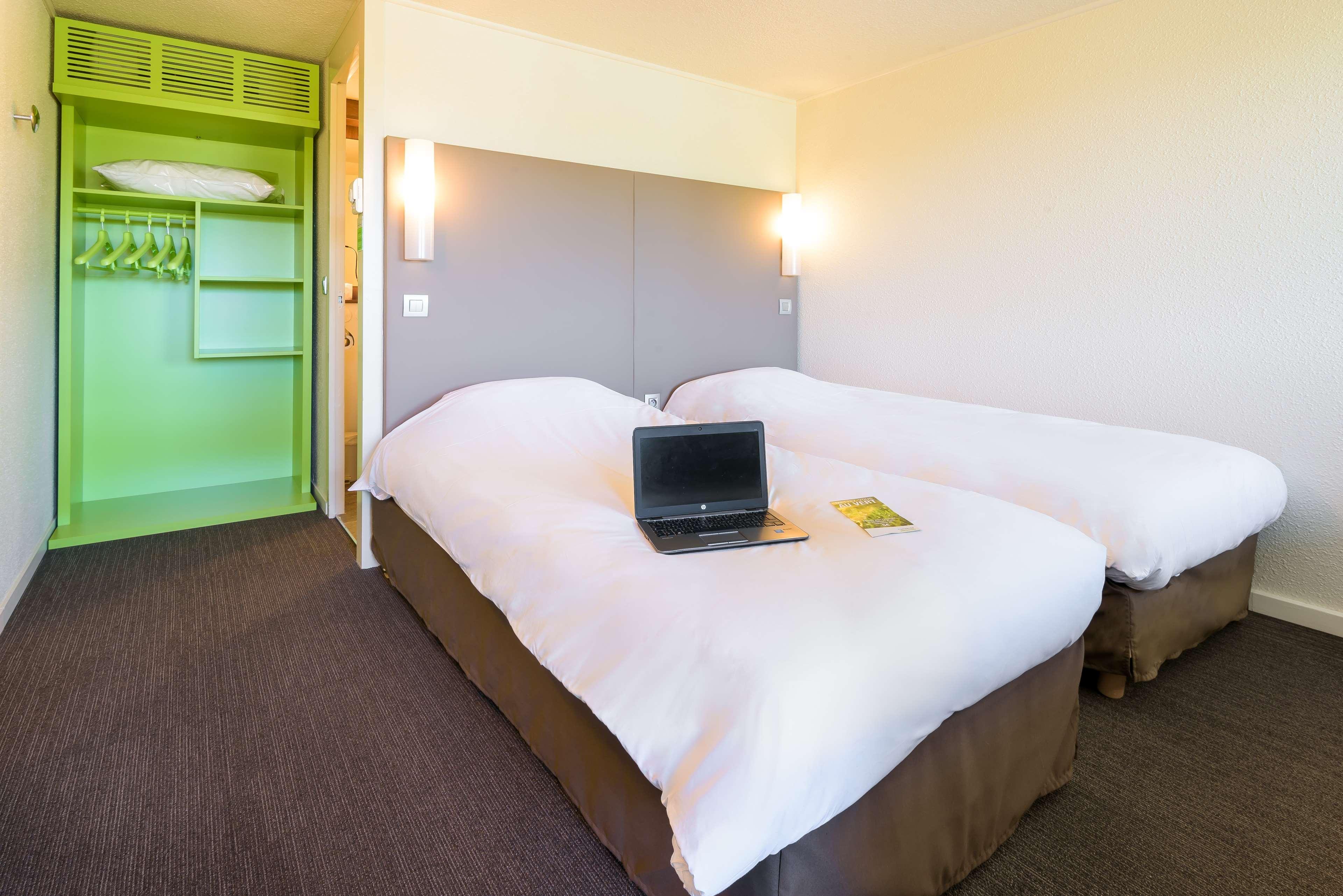 Campanile Toulouse Sesquieres Hotel Exterior photo