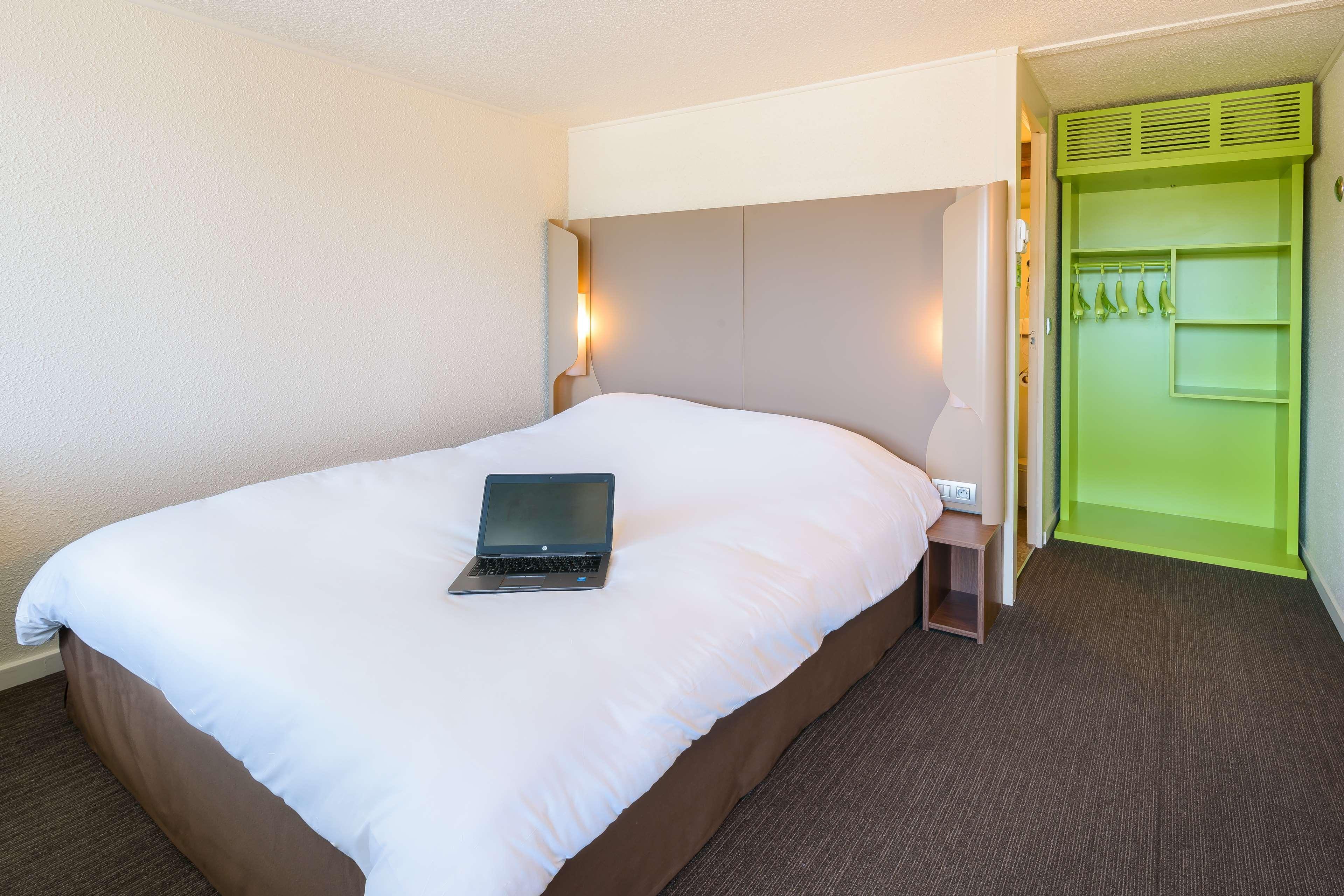 Campanile Toulouse Sesquieres Hotel Exterior photo