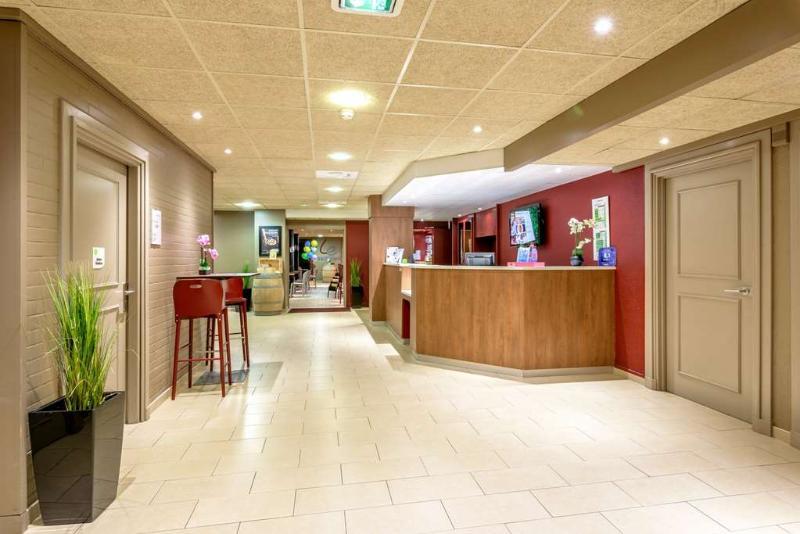 Campanile Toulouse Sesquieres Hotel Exterior photo